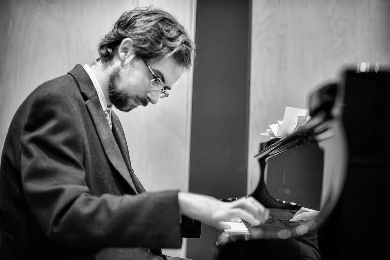 Music at Milagro featuring Sean Gough
